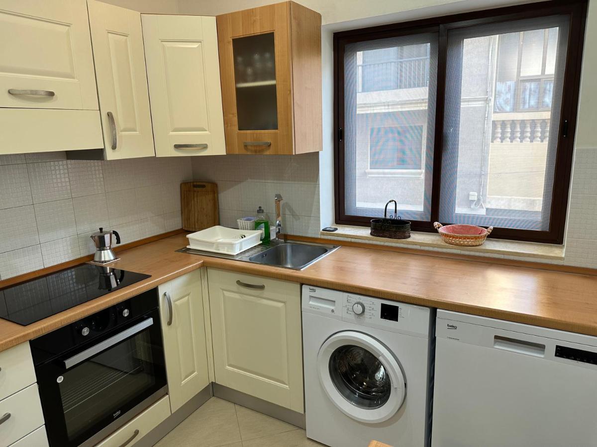 Ewa Apt - 3-Bedrooms Apt Near Sliema - St Julians Seafront Gżira Kültér fotó
